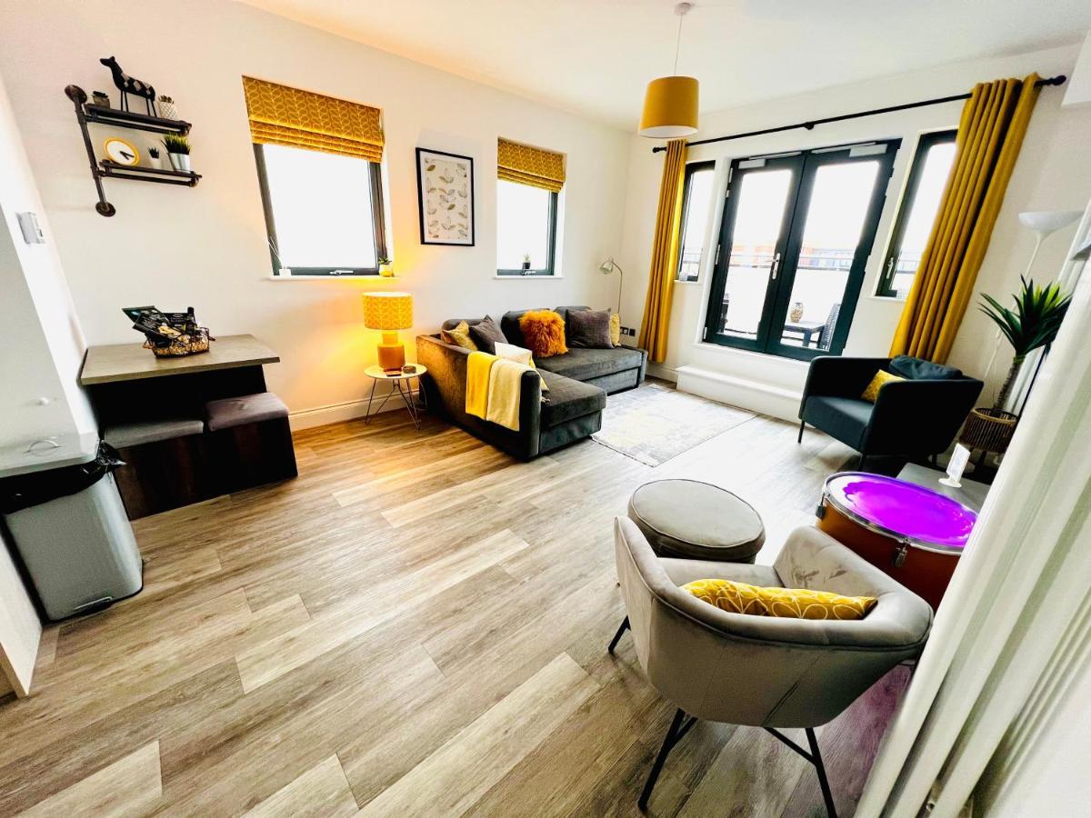 The Penthouse Margate, Balconies, Sea View, Gated Parking, Air Con! Appartement Buitenkant foto
