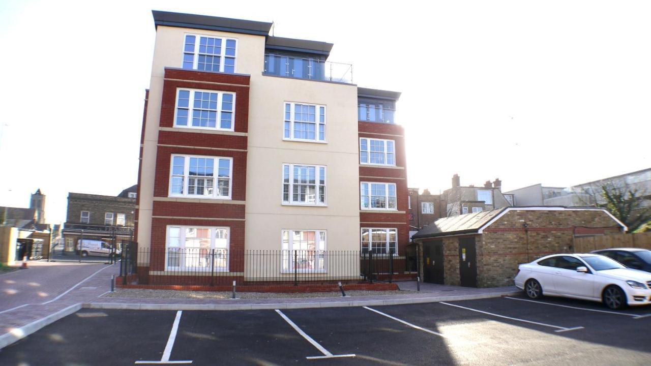 The Penthouse Margate, Balconies, Sea View, Gated Parking, Air Con! Appartement Buitenkant foto