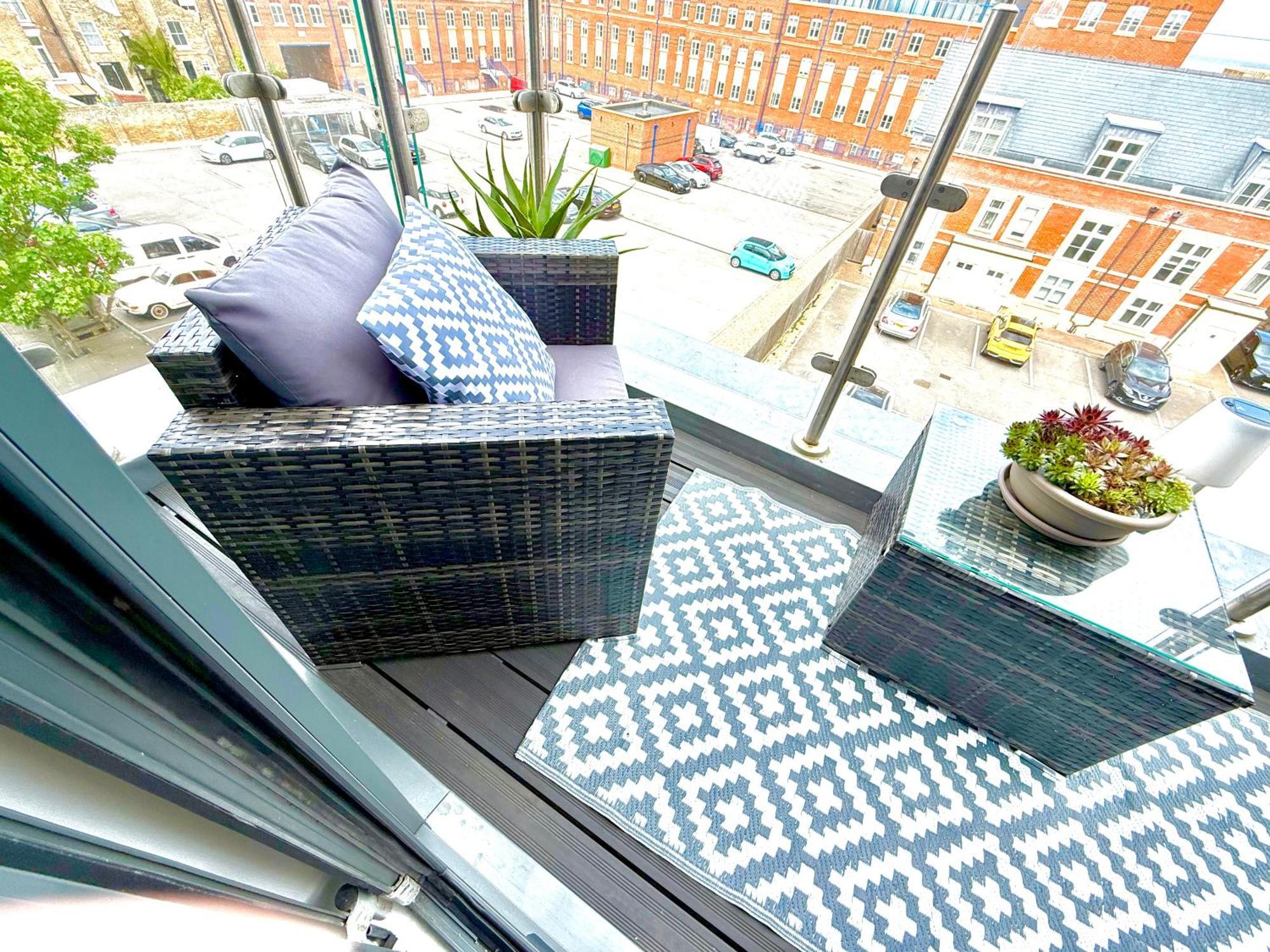 The Penthouse Margate, Balconies, Sea View, Gated Parking, Air Con! Appartement Buitenkant foto